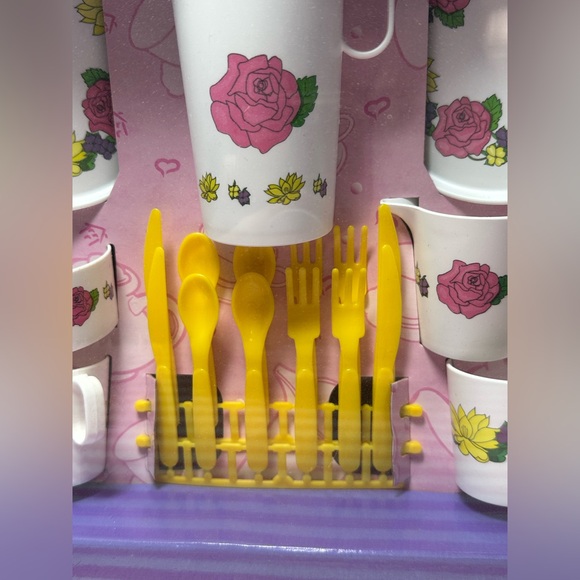 Tea Party Set from 1998 Tootsietoy - Picture 5 of 9